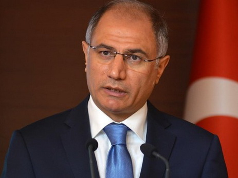Ушел в отставку министр внутренних дел Турции