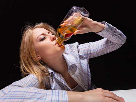 Ученые: Печень женщин страдает от алкоголя сильнее, чем мужская