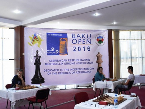 Азербайджанский шахматист входит в лидирующую группу турнира «Баку Опен»