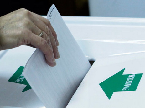 Наблюдается активность на избирательном участке в посольстве Азербайджана в Берне