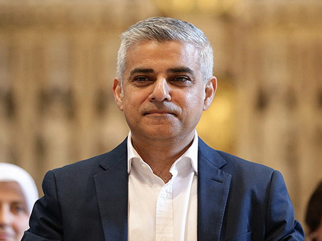 Мэр Лондона: британские власти используют мигрантов как разменную монету