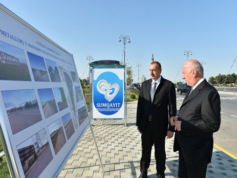Президент Ильхам Алиев ознакомился с отремонтированной и реконструированной улицей Сюльх в Сумгайыте - ФОТО