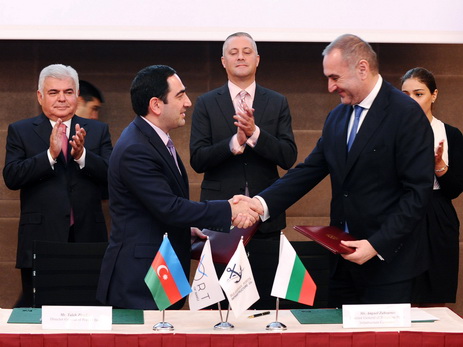 Подписано соглашение между Бакинским торговым портом и фирмой «Портовые инфраструктуры» Болгарии - ФОТО
