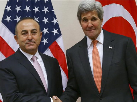 Чавушоглу и Керри обсудили ситуацию в Сирии