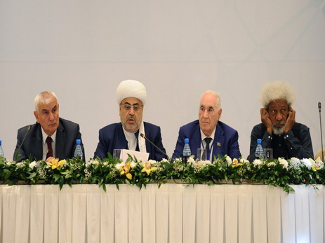 В ходе состоявшегося в рамках Форума «круглого стола» с одобрением была встречена азербайджанская модель мультикультурализма - ФОТО