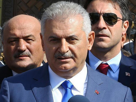 Бинали Йылдырым: Ирак должен уничтожить террористические организации, угрожающие Турции