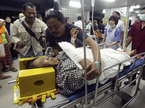 На рынке на юге Таиланда взорвалась самодельная бомба