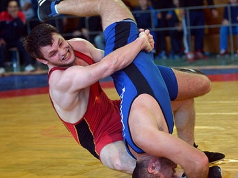 Азербайджанские борцы завоевали три медали на турнире в России