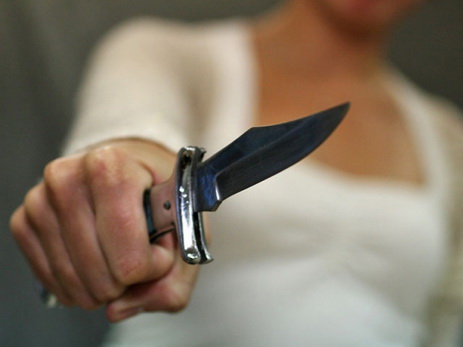 В Баку произошла массовая драка, 20-летний парень получил ножевое ранение