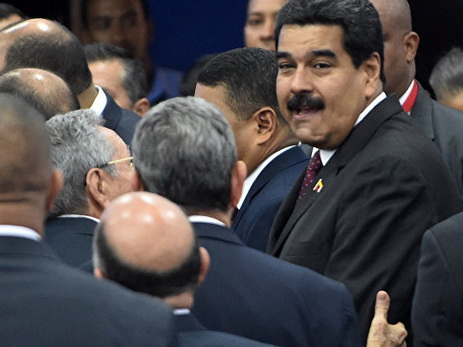 Парламент Венесуэлы проголосовал за начало процесса импичмента Мадуро