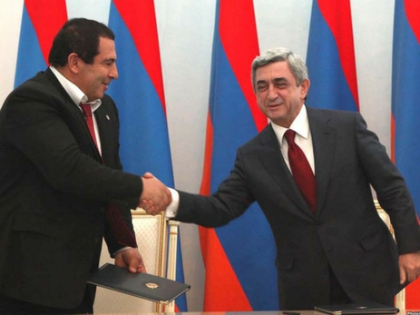 Внутриполитический кризис в Армении: до чего «доиграются» Саргсян и Карапетян?
