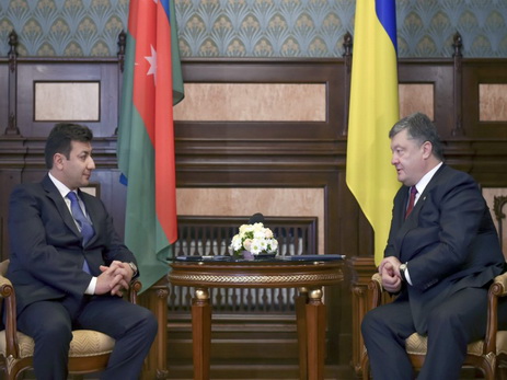 Новоназначенный посол Азербайджана в Украине вручил верительные грамоты Президенту Петру Порошенко