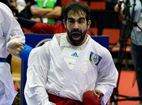 Rafael Ağayev 5-ci dəfə dünya çempionu oldu
