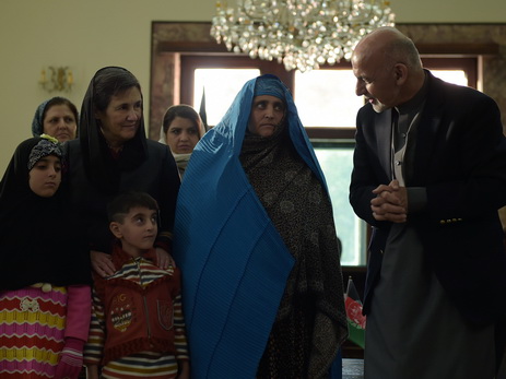 Президент Афганистана подарил «Афганской Моне Лизе» новую квартиру - ФОТО