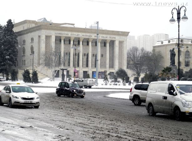 «Азеравтойол»: Дороги Баку открыты для движения