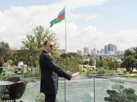 Ильхам Алиев. Президент каждого азербайджанца - ФОТО