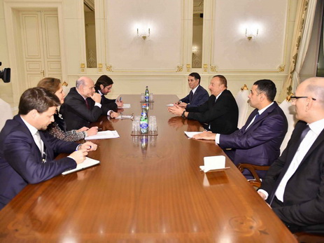 Президент Азербайджана принял делегацию  во главе с госсекретарем МИД Франции
