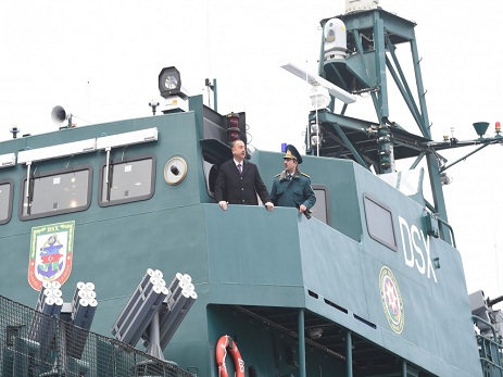 Президент Ильхам Алиев ознакомился с новым пограничным сторожевым кораблем - ФОТО