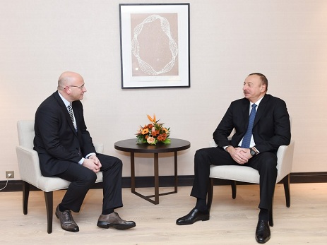 İlham Əliyev Davosda “Procter and Gamble Europe” şirkətinin prezidenti ilə görüşüb – YENİLƏNİB