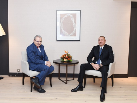 Президент Ильхам Алиев встретился в Давосе с главным исполнительным директором Suez Group