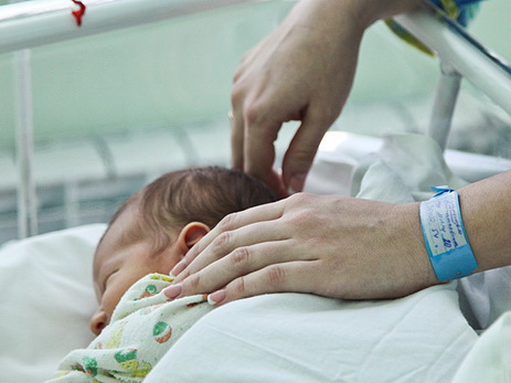 В Украине впервые родился ребенок от трех родителей