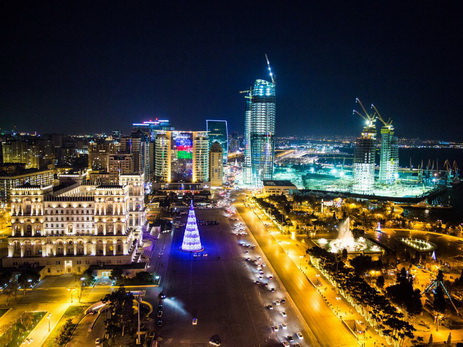 Баку вошел в первую тройку популярных у российских туристов городов СНГ в новогодние праздники