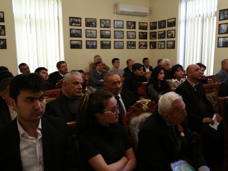 В Таджикистане почтили память жертв трагедии Черного Января - ФОТО