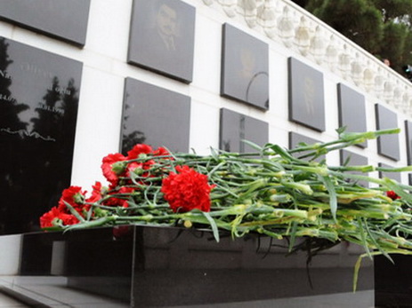 В Азербайджане чтят память жертв трагедии 20 января