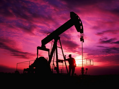 Цена нефти снизилась на данных об увеличении числа буровых установок в США
