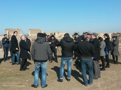 Xarici jurnalistlər işğaldan azad edilən Cocuq Mərcanlıya səfər ediblər – FOTO – YENİLƏNİB