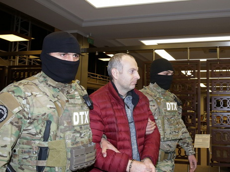 Адвокат Гусейнов: Александр Лапшин частично признал свою вину