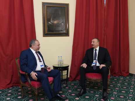 Президент Азербайджана встретился в Мюнхене с министром обороны Израиля