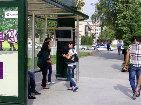 В Баку появилось 17 новых автобусных остановок