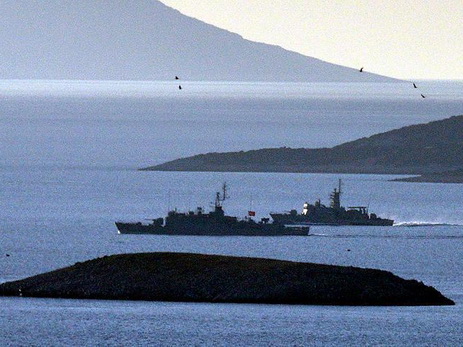 Суда ВМС Турции и Греции опасно сблизились в Эгейском море