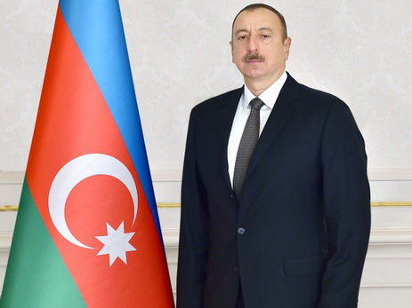 Президент Ильхам Алиев поручил наказать виновных в сносе памятника Микаилу Мушфигу