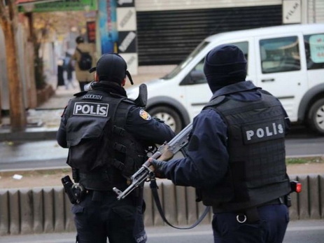 Турецкая полиция задержала двух членов ИГИЛ, планировавших атаки в Стамбуле