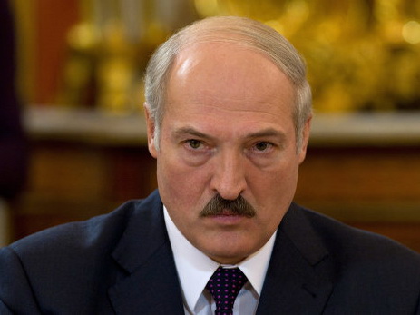 Лукашенко: В летевшем из Армении самолете обнаружили радиацию