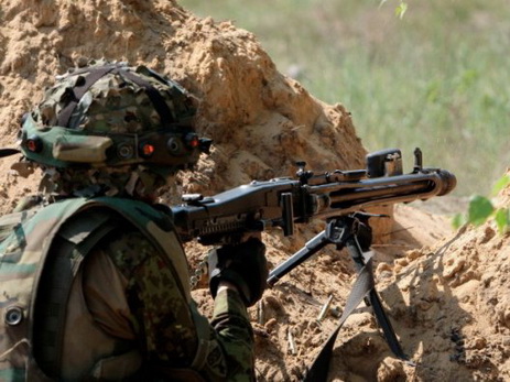 ВС Армении из крупнокалиберных пулеметов обстреляли позиции Азербайджанской армии