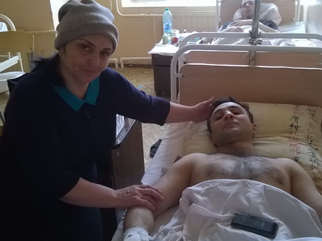 «Спасибо, что живой»: мама раненного при теракте в питерском метро Заура Велиева о его состоянии – ФОТО