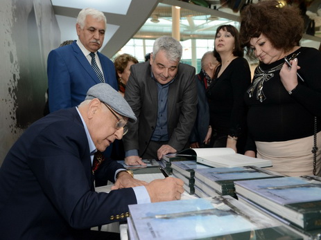 Состоялась презентация книги «Воспоминания» заслуженного архитектора Расима Алиева - ФОТО