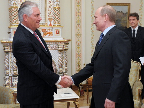 Vladimir Putin ABŞ-ın dövlət katibi ilə görüşüb