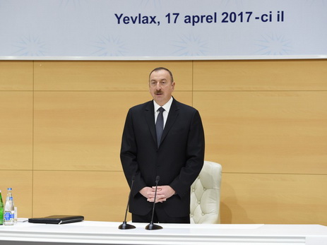 Ильхам Алиев: Необходимо уделить внимание созданию экспортонаправленных предприятий