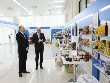 Президент Ильхам Алиев ознакомился в Евлахе с Аранским центром регионального развития - ФОТО
