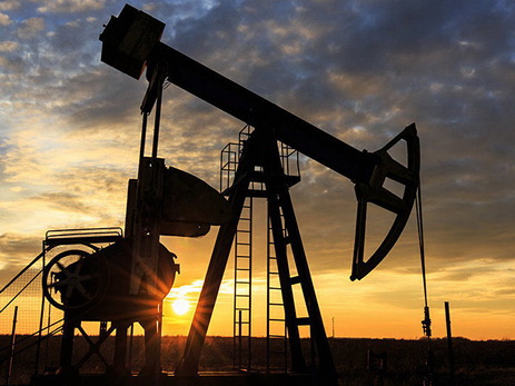 Цена нефти растет на данных о снижении запасов в США