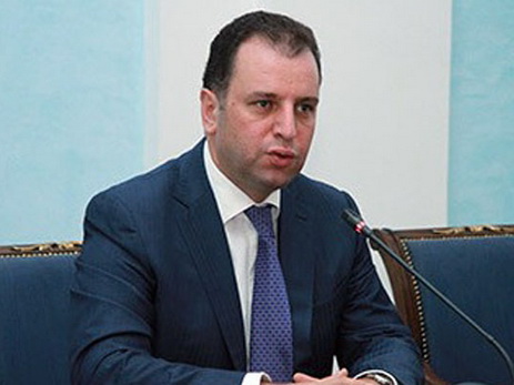 Министр обороны Армении отбыл в Москву