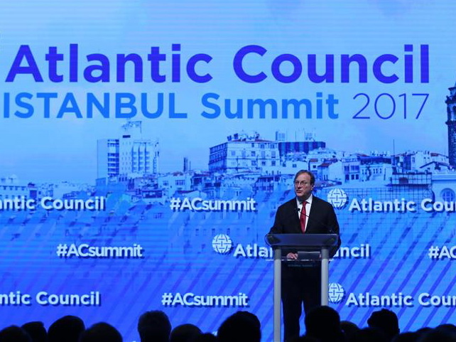 В Стамбуле стартовал VIII саммит Атлантического совета