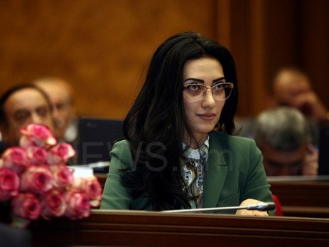 Сексуальный экс-министр юстиции Армении избрана вице-спикером парламента Армении - ФОТО