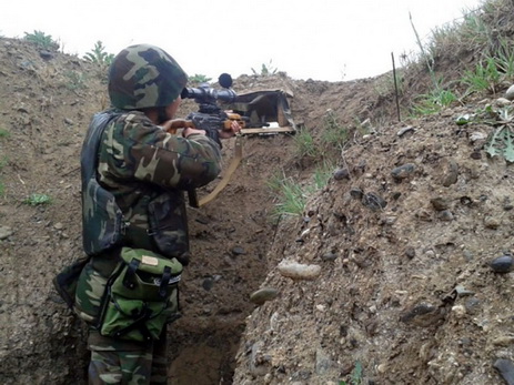 ВС Армении из минометов и крупнокалиберных пулеметов обстреляли азербайджанские позиции