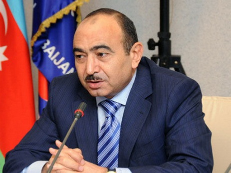 Али Гасанов: «Азербайджан идет своей дорогой, отвечающей интересам азербайджанского народа»