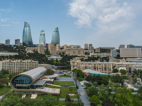 В Баку проходит встреча руководителей железных дорог пяти государств